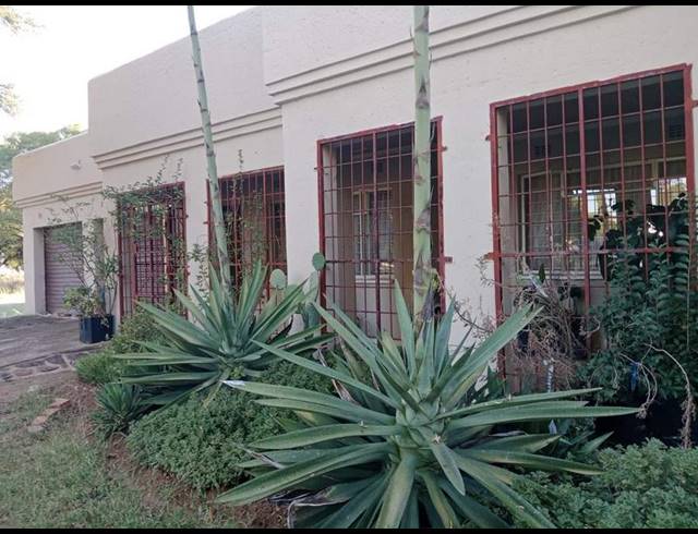 3 BEDROOM HOUSE FOR SALE IN WALKERVILLE CENTRAL